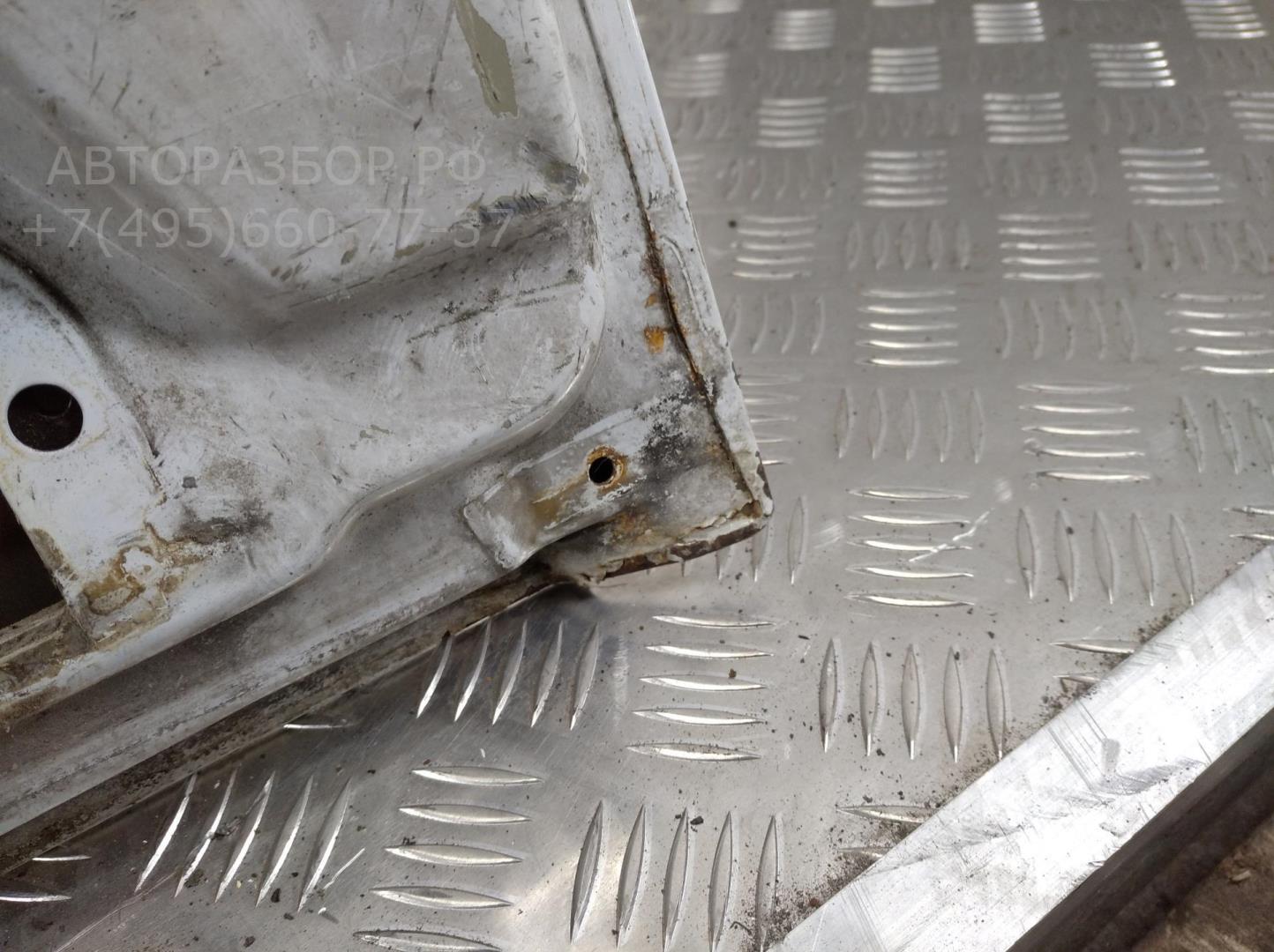 Дверь багажника правая