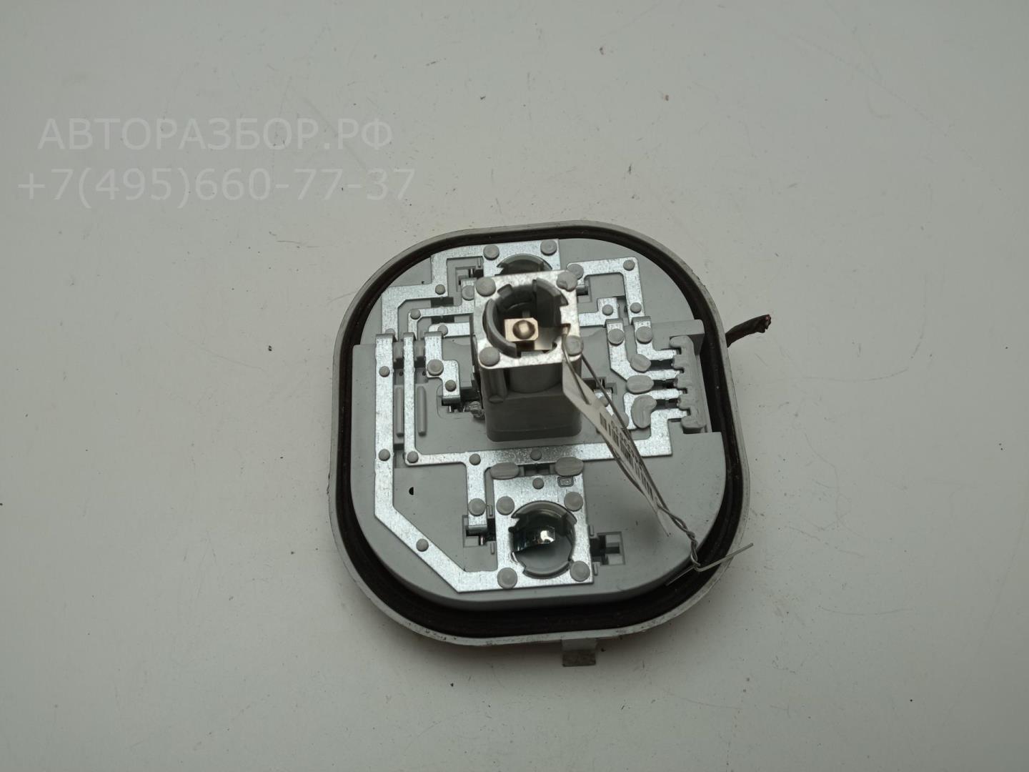 Плата заднего фонаря правого