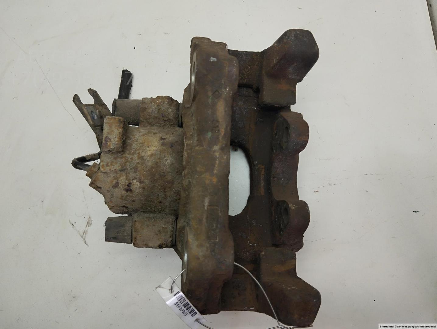 Суппорт передний правый