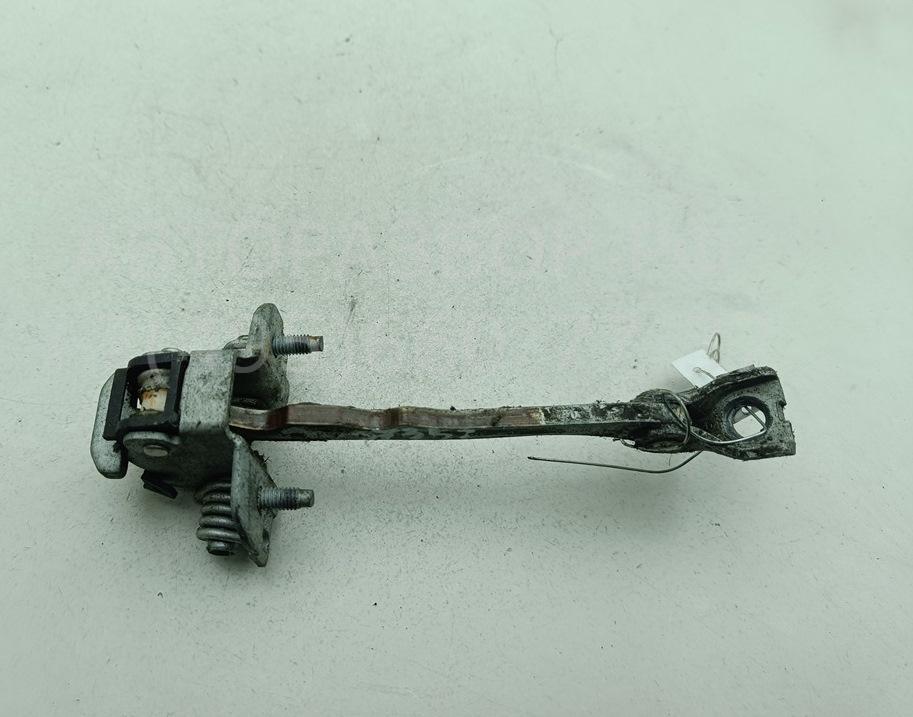 Ограничитель двери