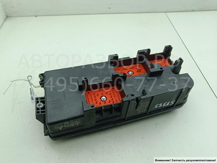 Блок предохранителей