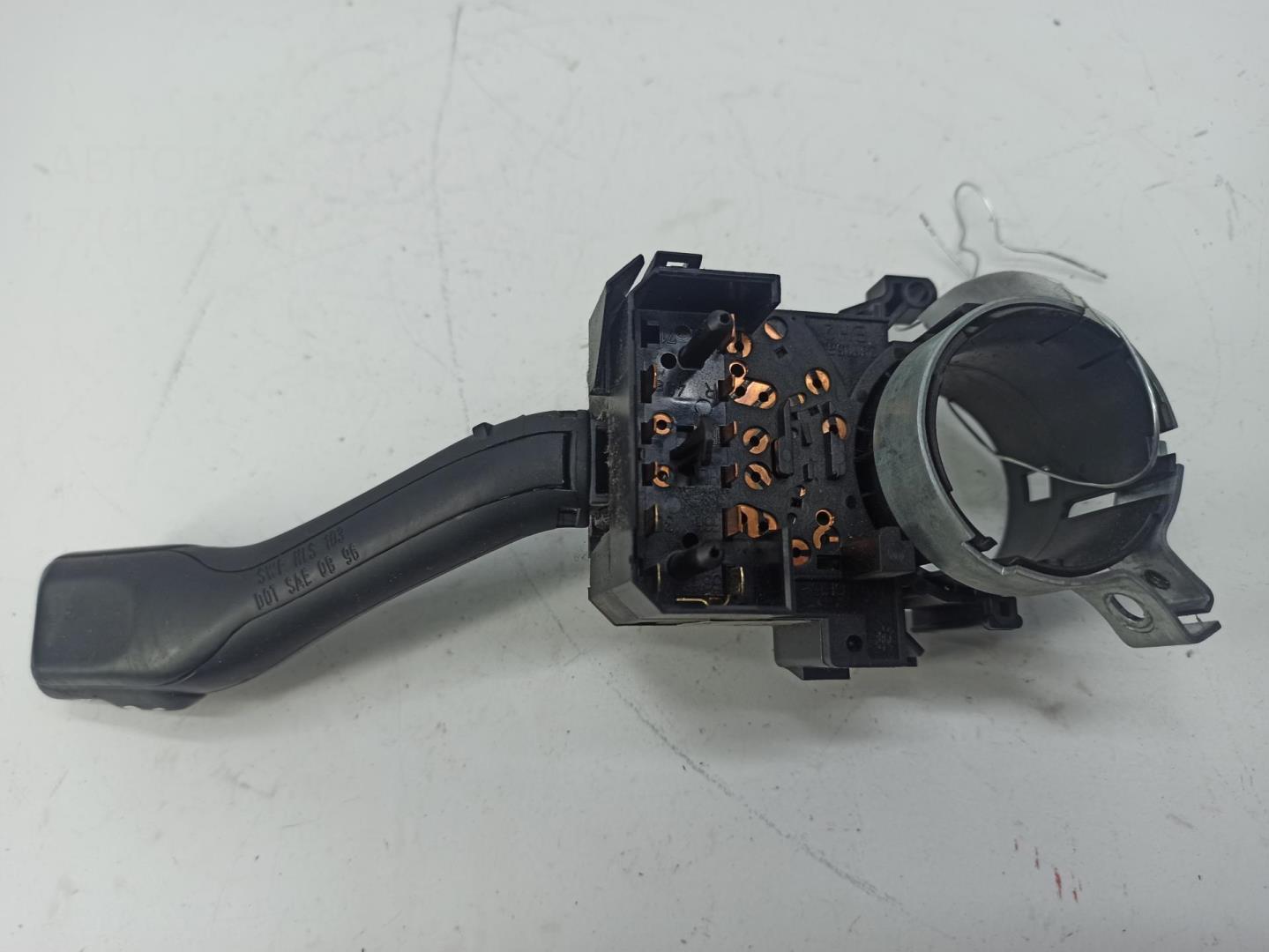 Переключатель поворотов подрулевой