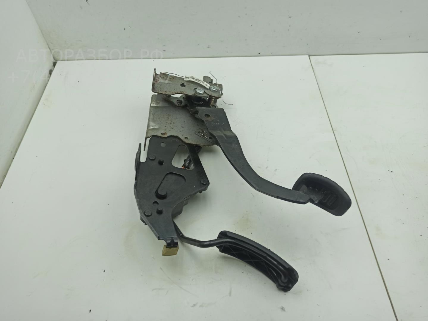 Блок педалей