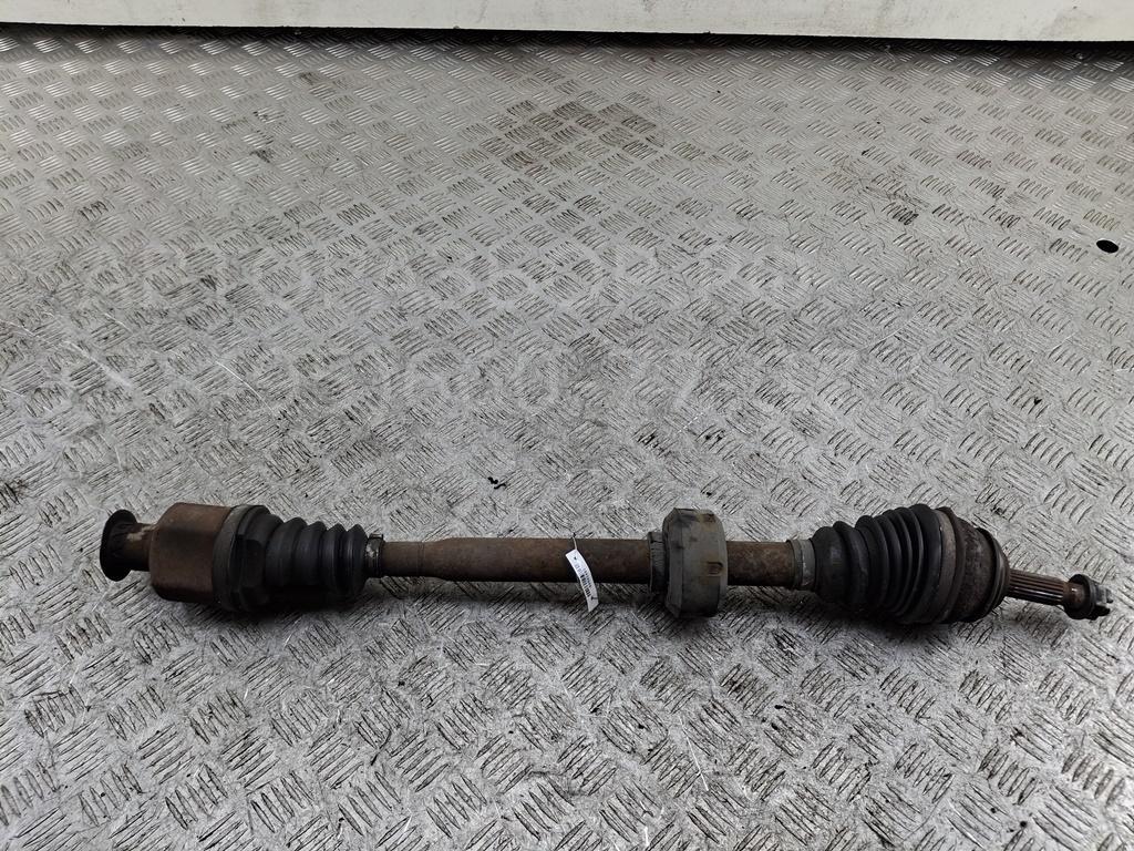 Полуось передняя правая