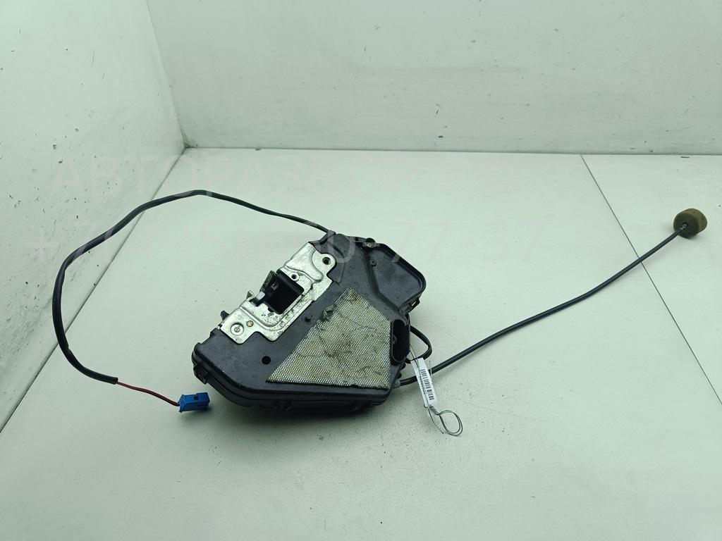 Замок двери задней правой