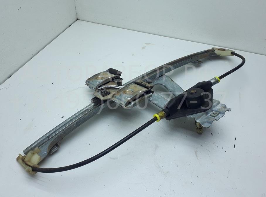 Стеклоподъемник механ. задний правый