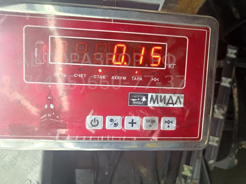 Молдинг двери передней левой