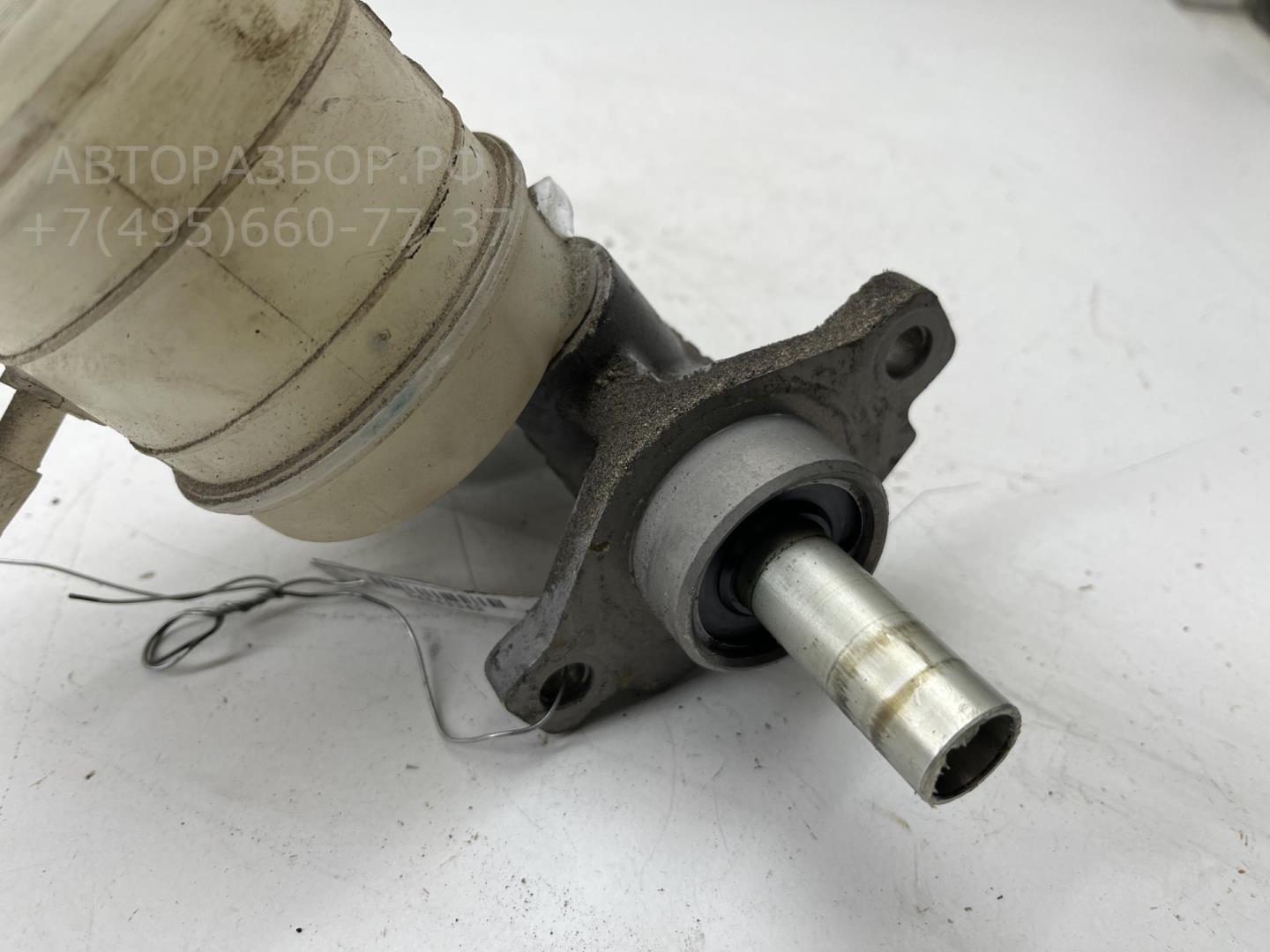 Цилиндр тормозной главный