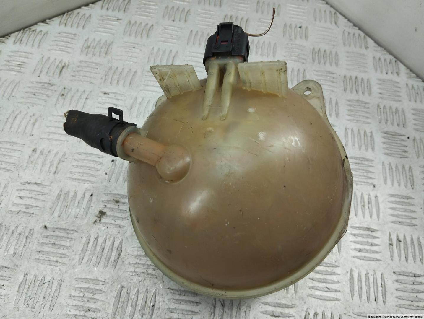 Бачок расширительный