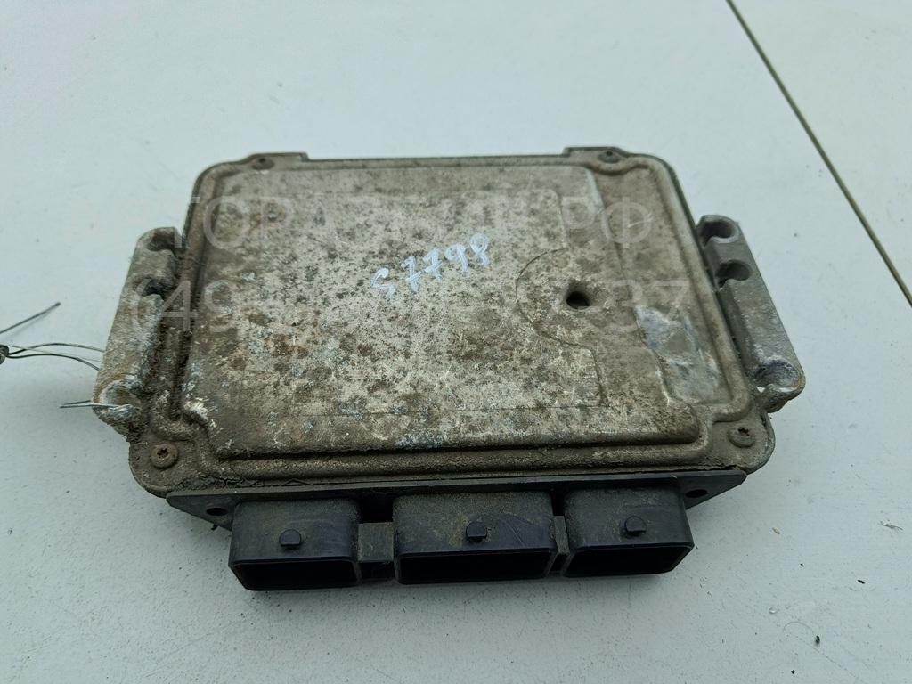 Блок управления двигателем