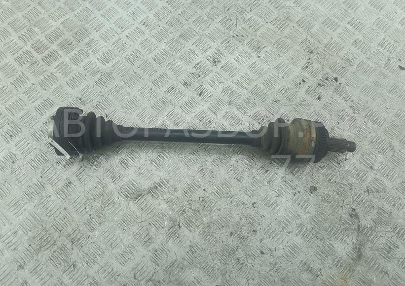 Полуось задняя