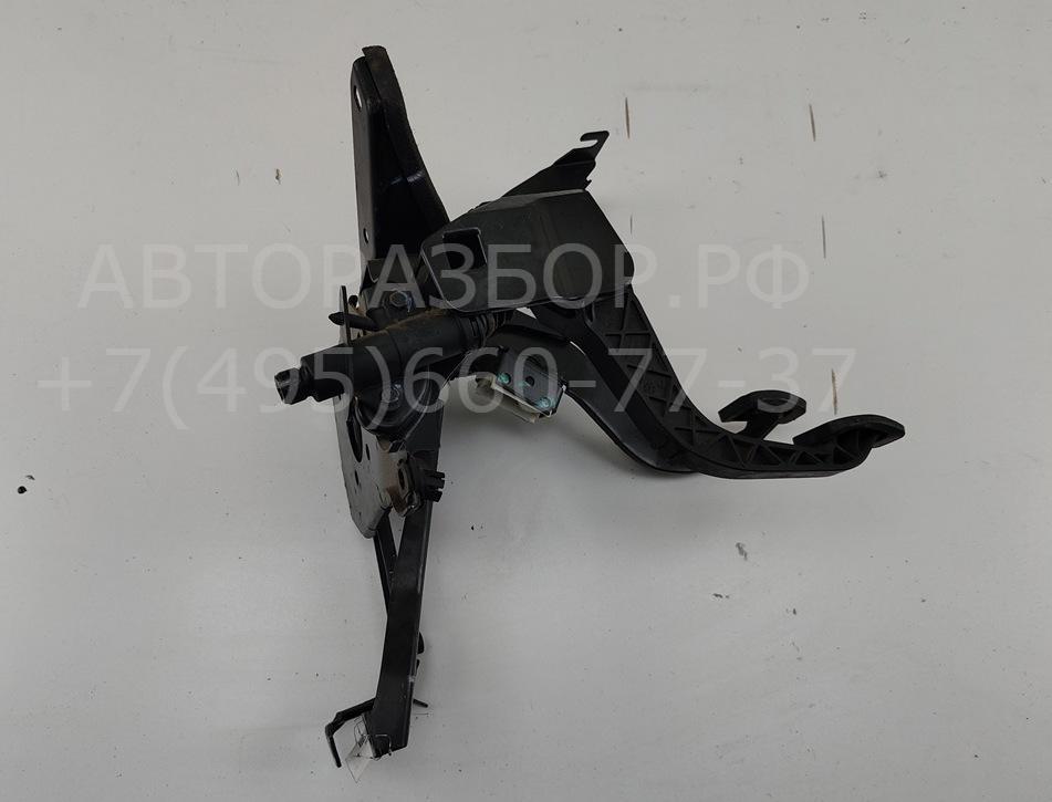 Блок педалей