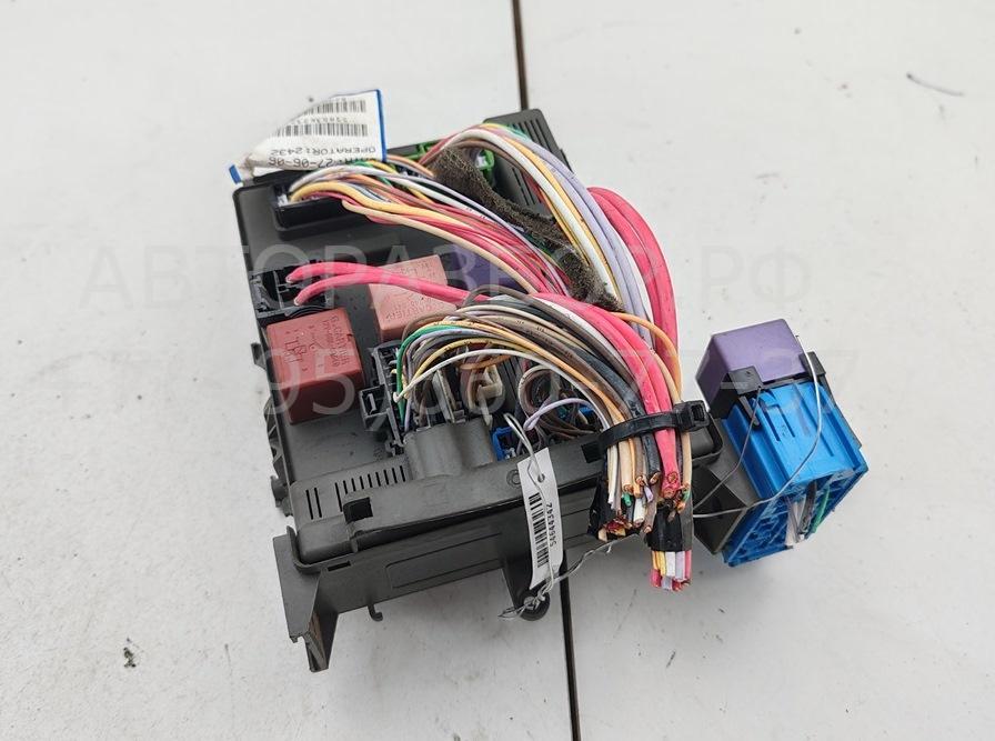 Блок предохранителей