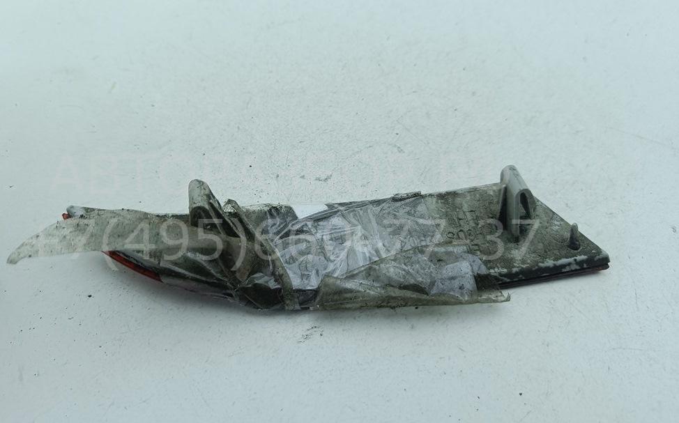 Отражатель в бампер задний левый