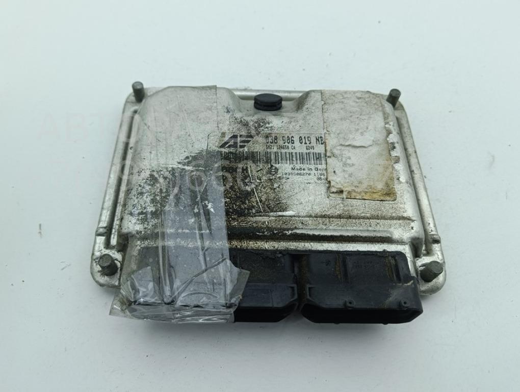 Блок управления двигателем