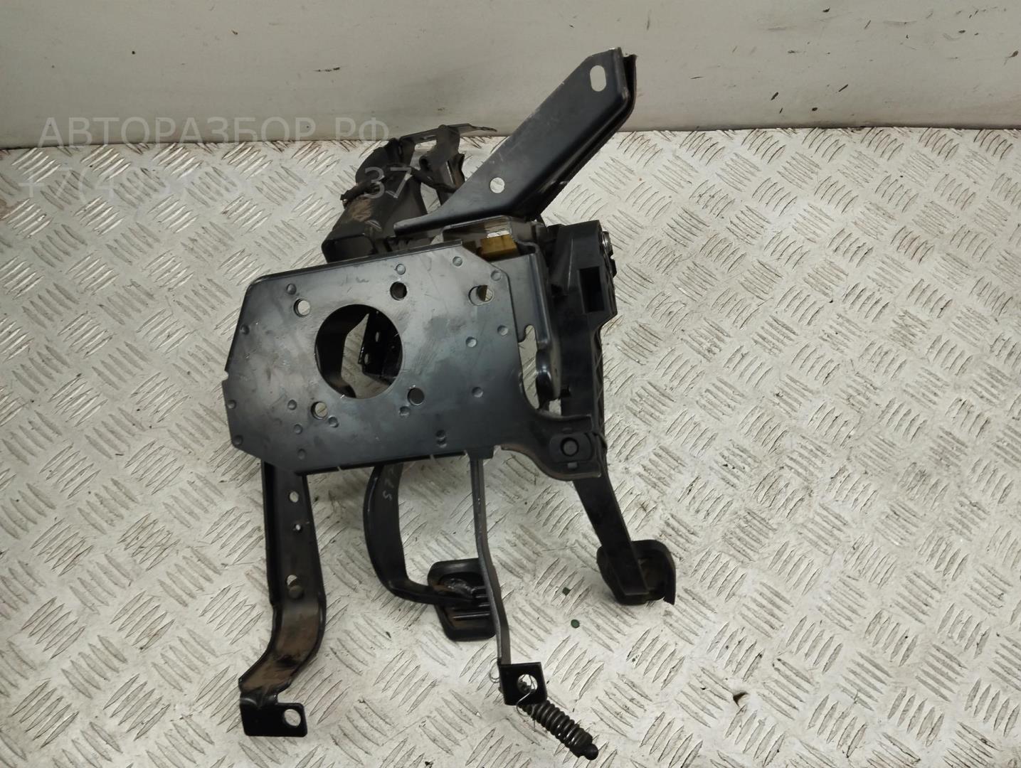 Блок педалей