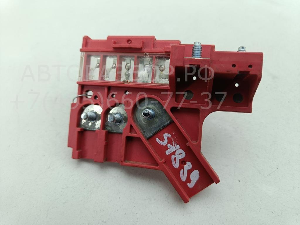 Клемма аккумулятора +