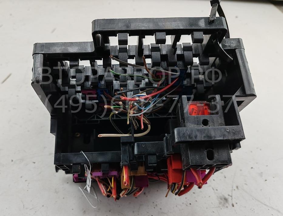 Блок предохранителей