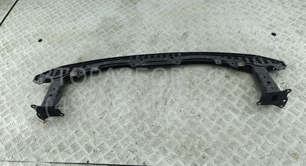 Усилитель переднего бампера