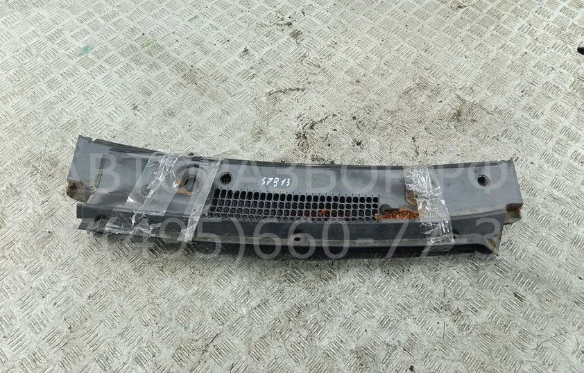 Решетка стеклоочистителей (Жабо)