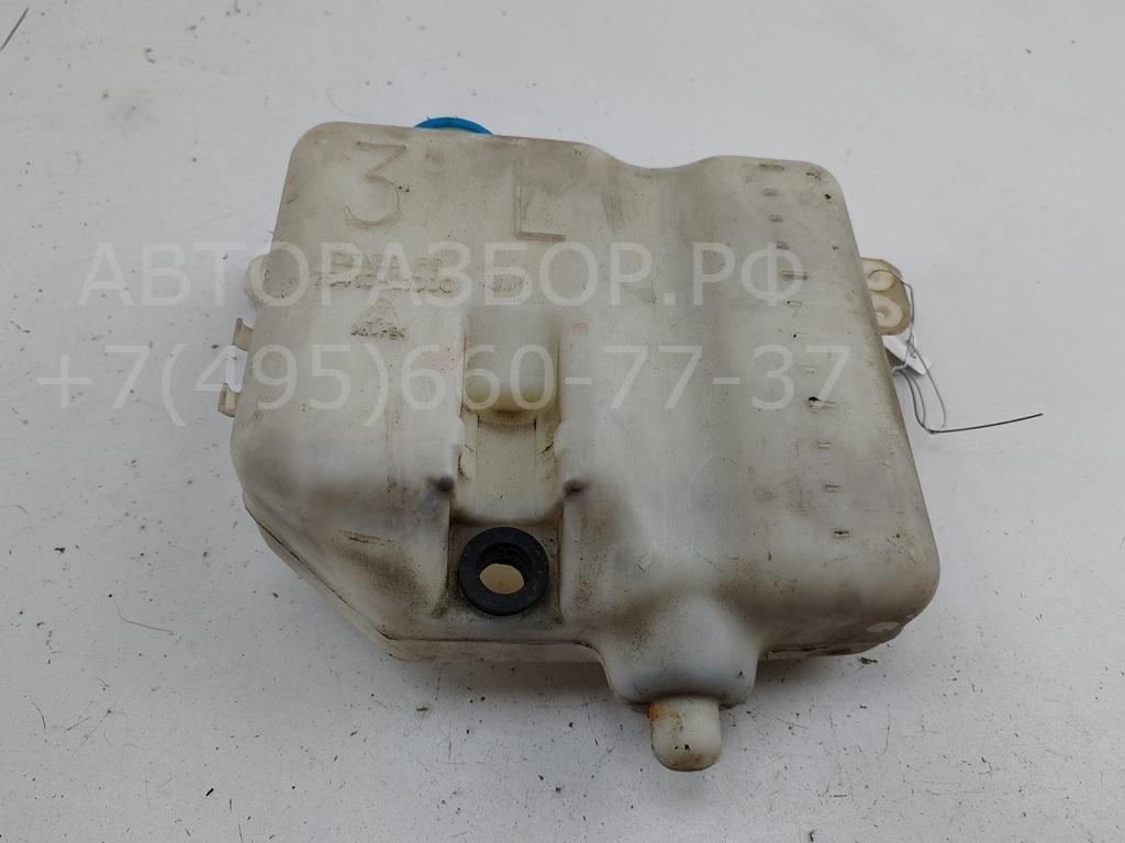 Бачок омывателя лобового стекла