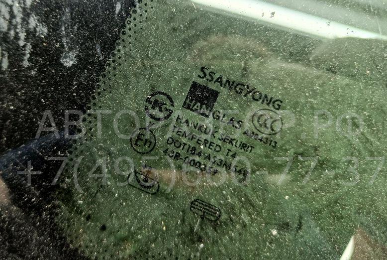 Стекло кузовное глухое правое
