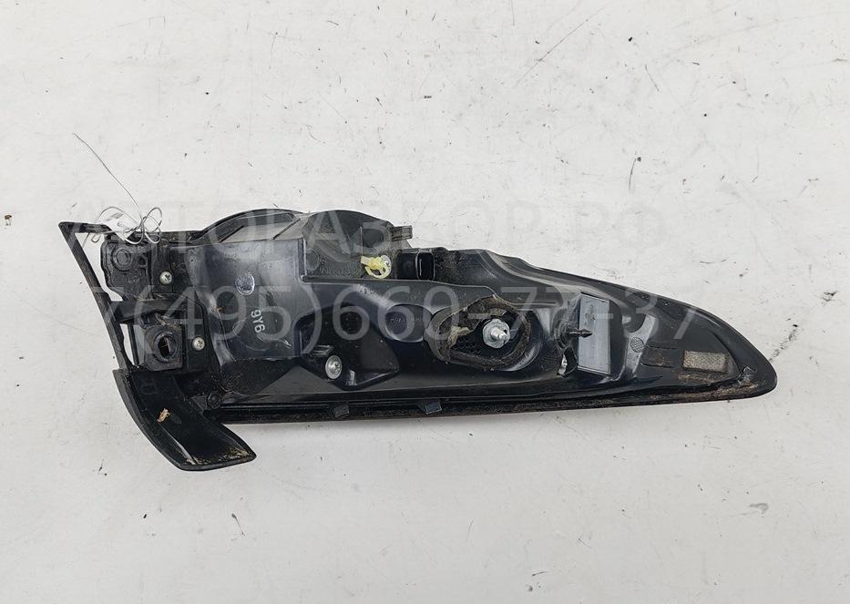 Фонарь задний правый