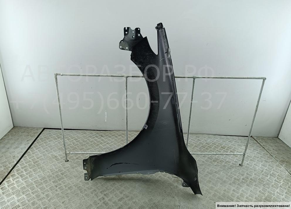 Крыло переднее правое