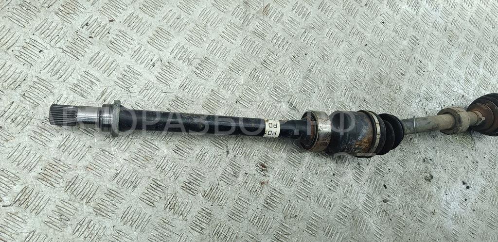 Полуось передняя правая