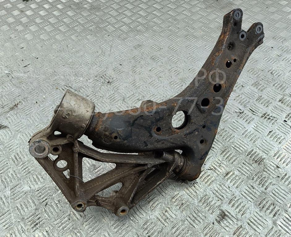 Рычаг передний правый