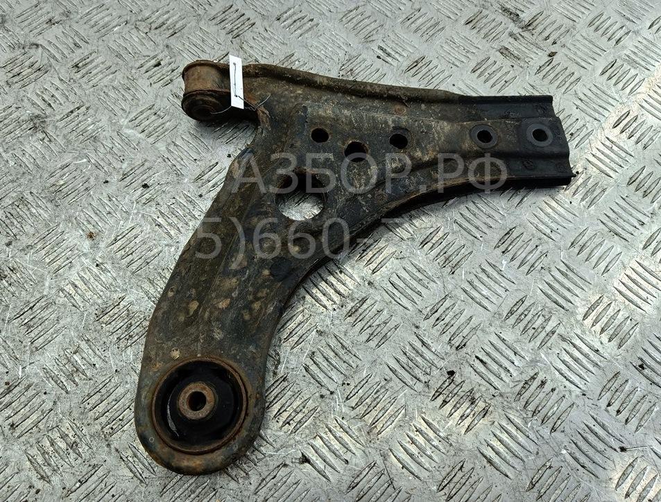 Рычаг передний левый
