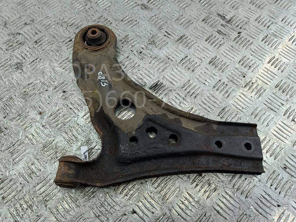 Рычаг передний левый