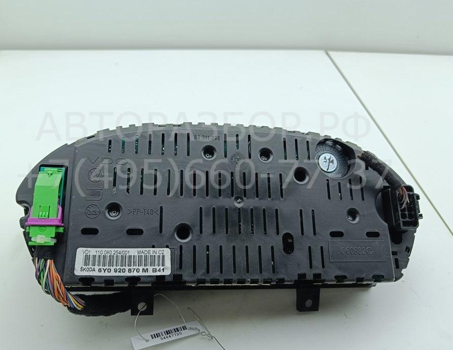 Панель приборов