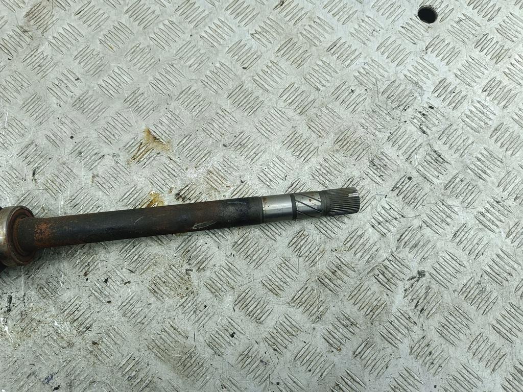 Полуось передняя правая