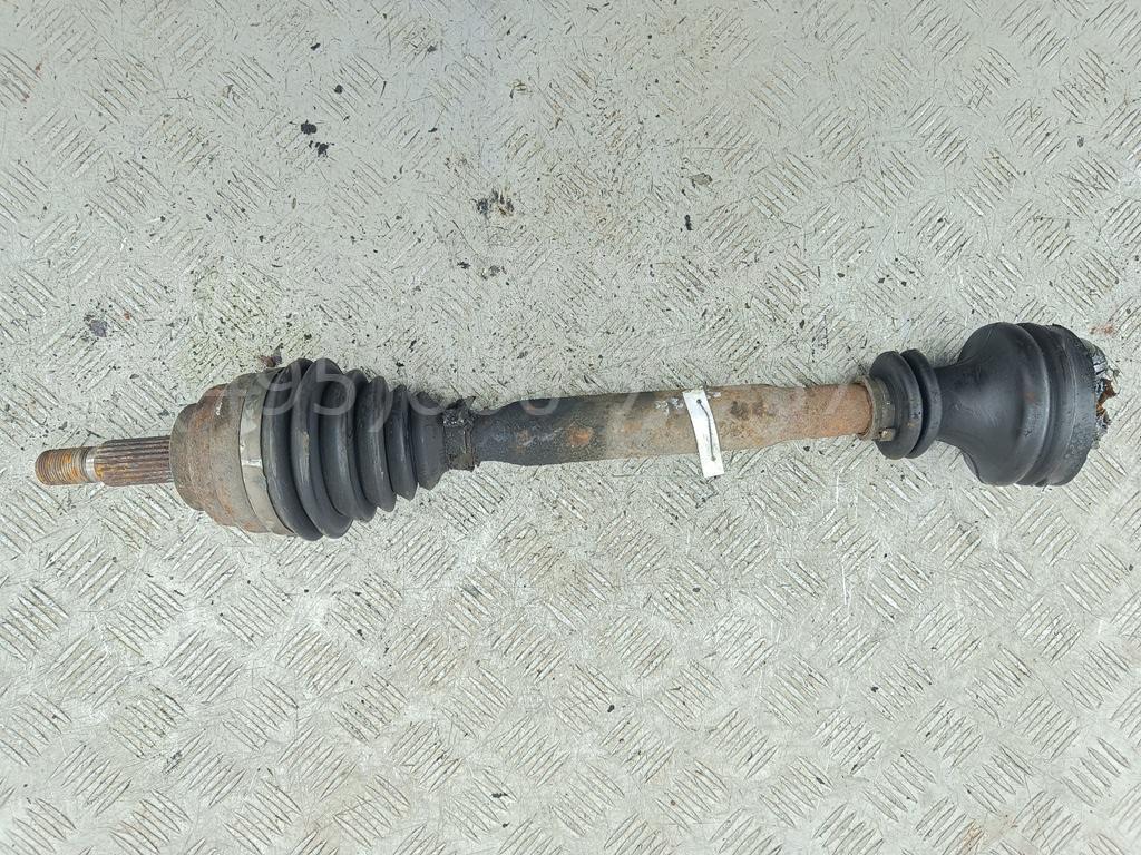Полуось передняя левая