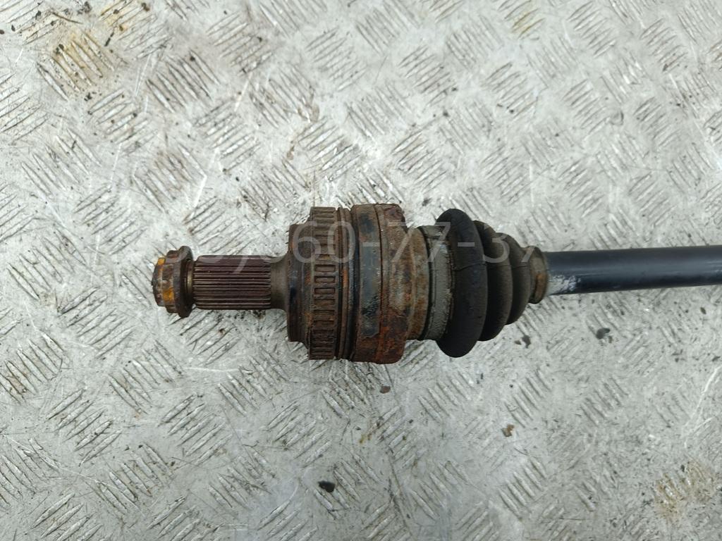 Полуось задняя