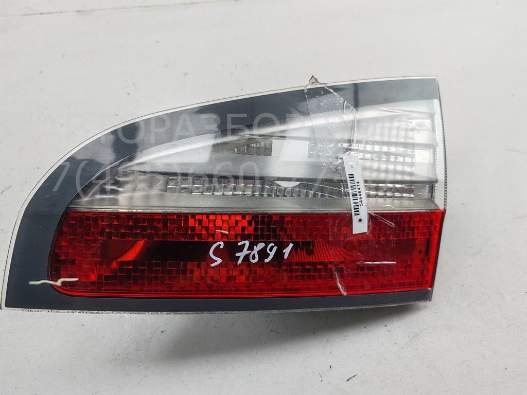 Фонарь задний внутренний правый