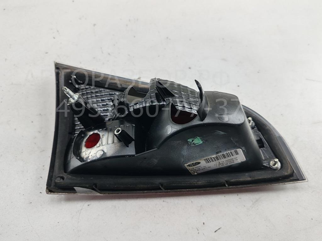 Фонарь задний внутренний правый