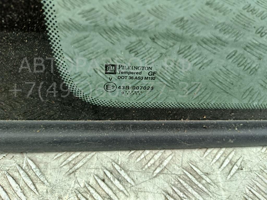 Стекло кузовное глухое левое