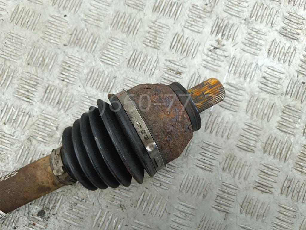 Полуось передняя правая