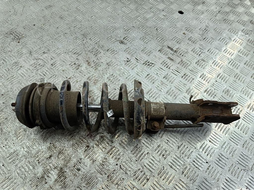 Амортизатор передний правый