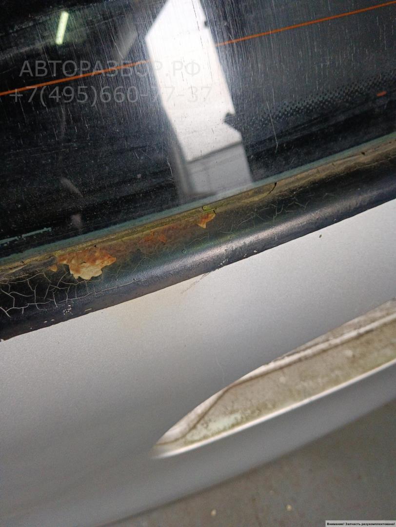 Дверь багажника