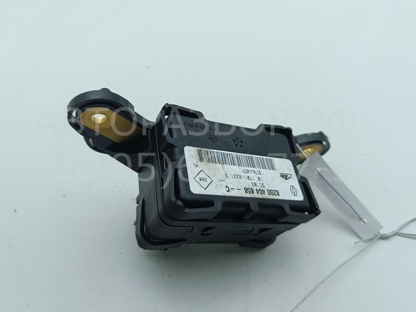 Датчик ускорения