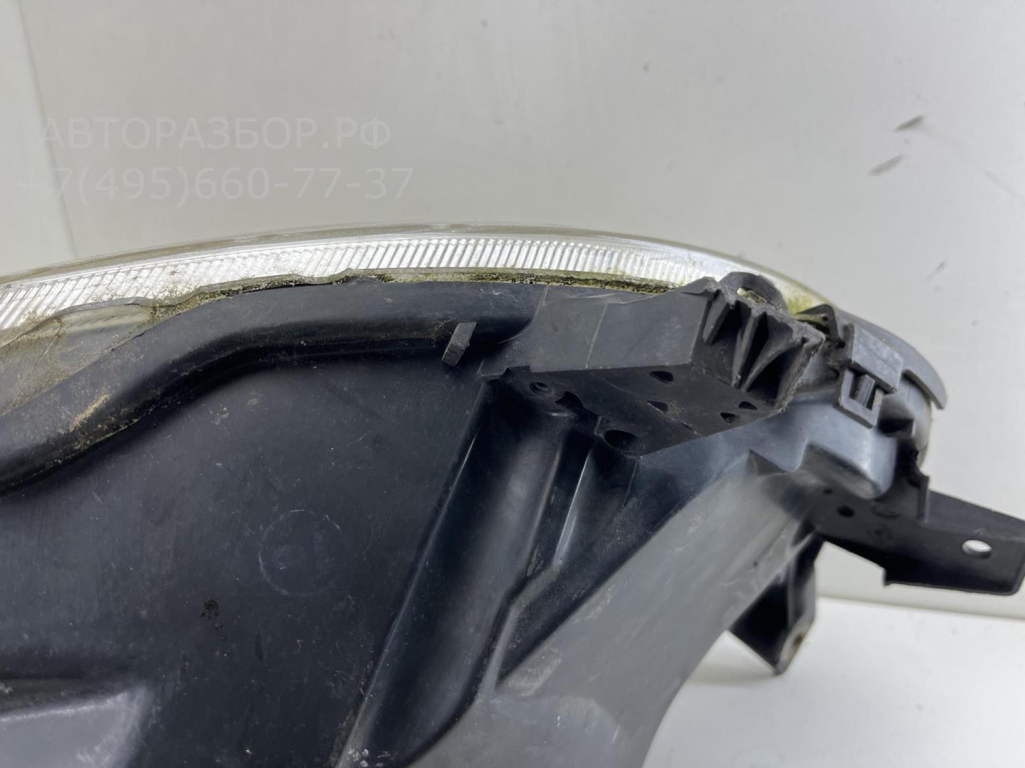 Фара правая