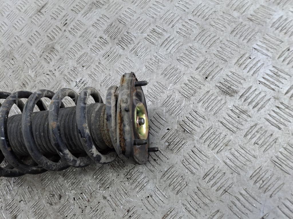 Амортизатор задний правый