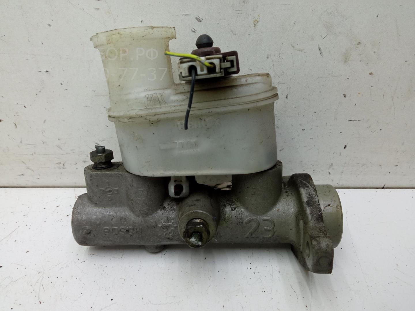 Цилиндр тормозной главный