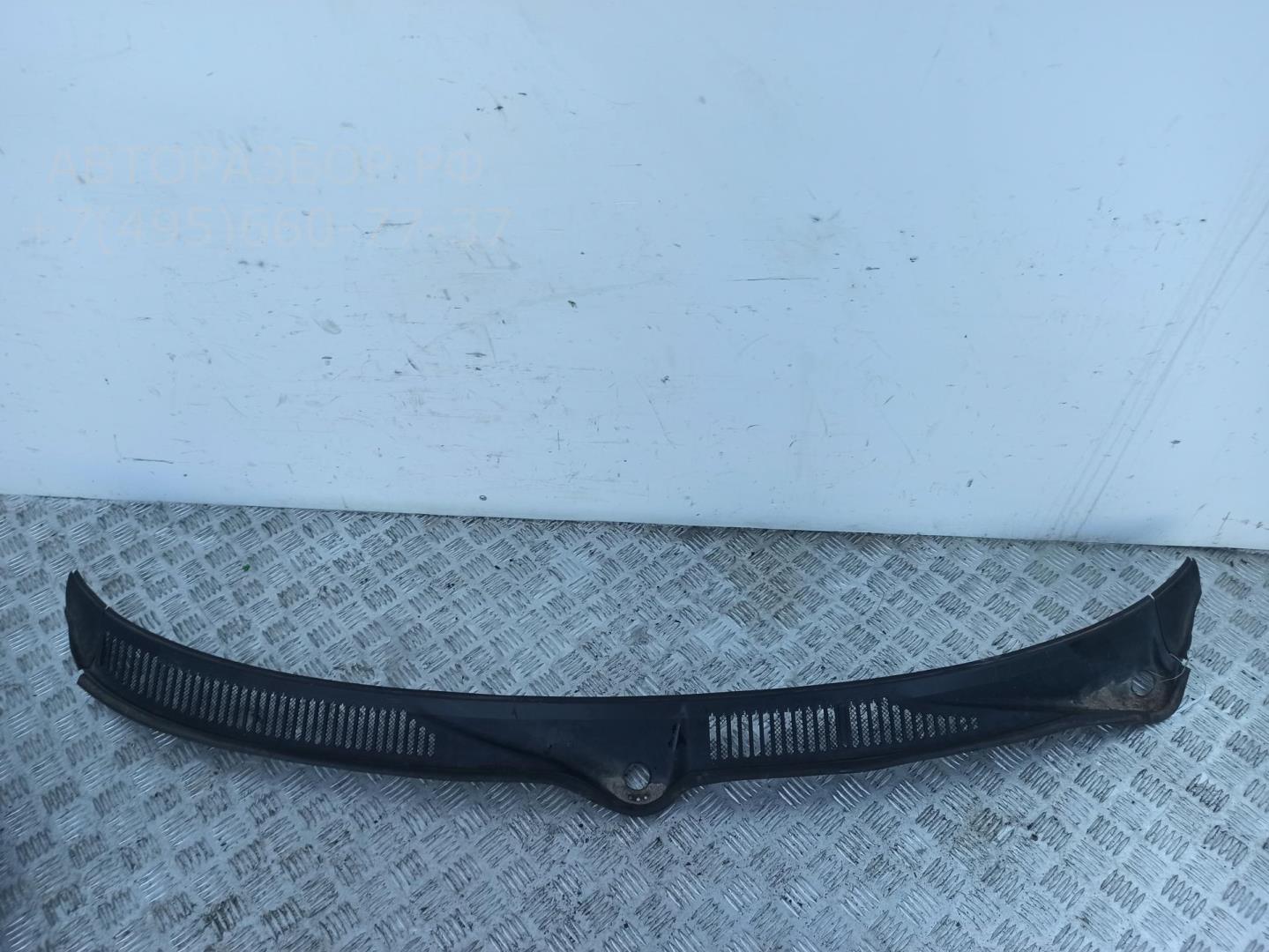 Решетка стеклоочистителей (Жабо)