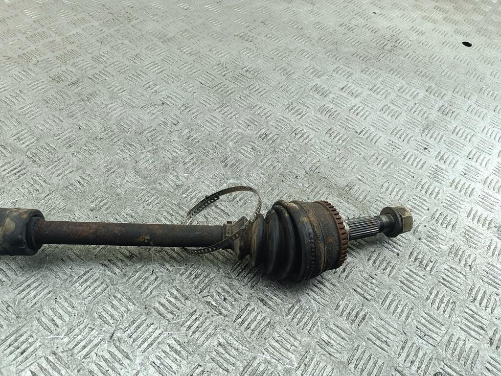 Полуось передняя правая