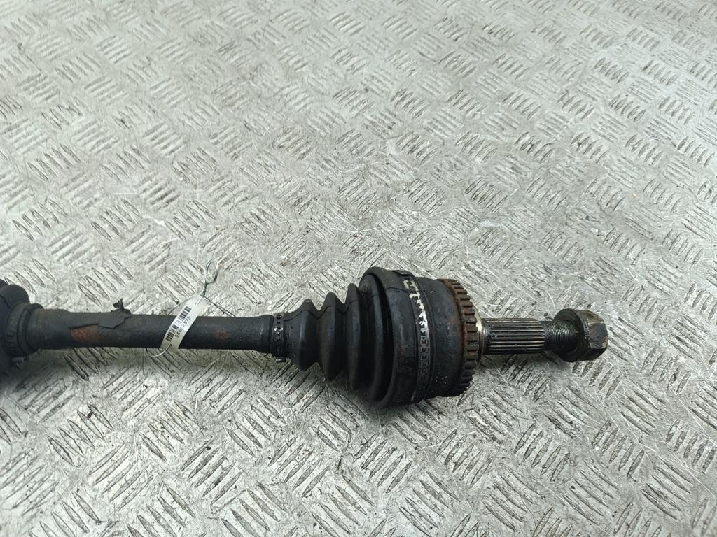 Полуось передняя левая