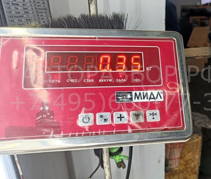 Поводок стеклоочистителя передний правый